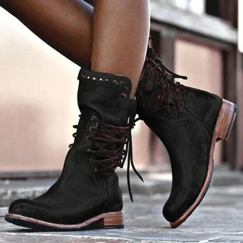 Lucía | Botas de Senderismo Resistentes